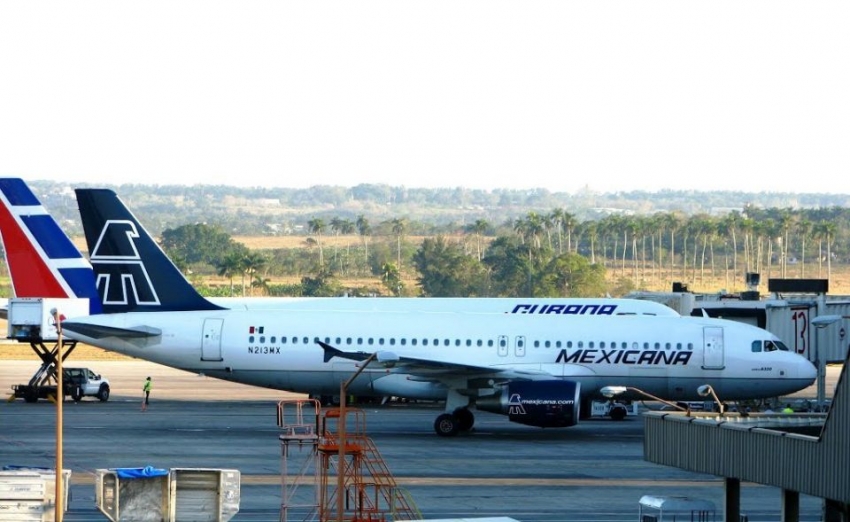 Aviones en el aeropuerto internacional de La Habana. 