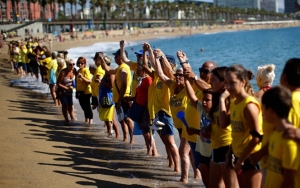 Protestan contra el turismo 'descontrolado' en Barcelona