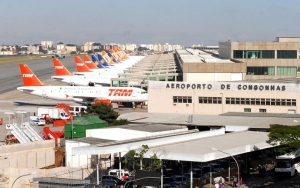 Huelga de camioneros en Brasil, 13 aeropuertos sin combustible
