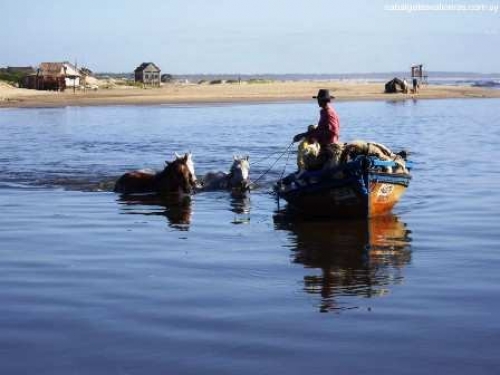 Valizas, balneario inexplicable: Vale la pena levantar lo levantado
