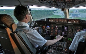 Espa&ntilde;a: El t&iacute;tulo de piloto de transporte de l&iacute;nea a&eacute;rea obtiene el nivel de Grado universitario