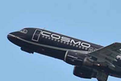 Dueño de Cosmo acusa a Buquebus y gobierno uruguayo de actuar en connivencia