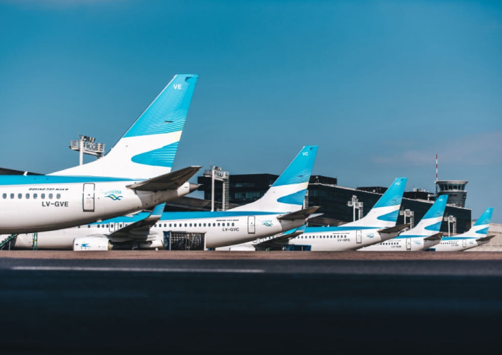 Aerolíneas Argentinas aumenta un 25% su oferta de vuelos a Brasil para la temporada de verano