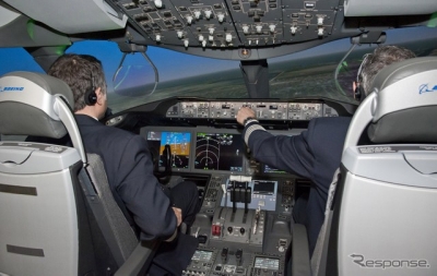 Grupo LATAM inaugura simulador Dreamliner 787