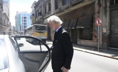  López Mena y el Banco República se cruzarán en una audiencia de conciliación.