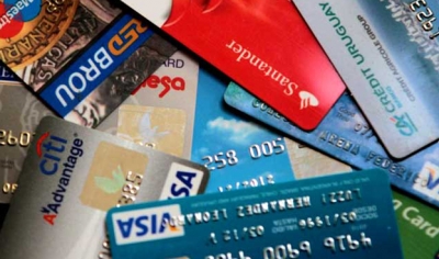 Operadores tur&iacute;sticos afectados por aranceles de tarjetas