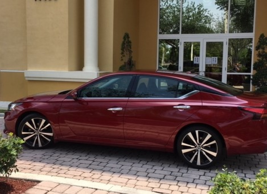 Nissan Altima Platinum VC-Turbo 2020