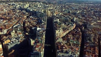 Un «drone» graba el vídeo más espectacular del centro de Madrid