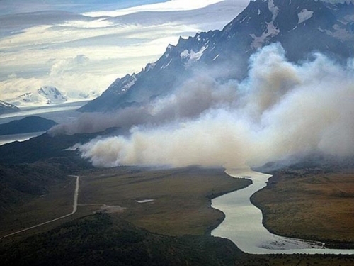 Afectados por volc&aacute;n har&aacute;n cartel gigante para salir en Google Earth