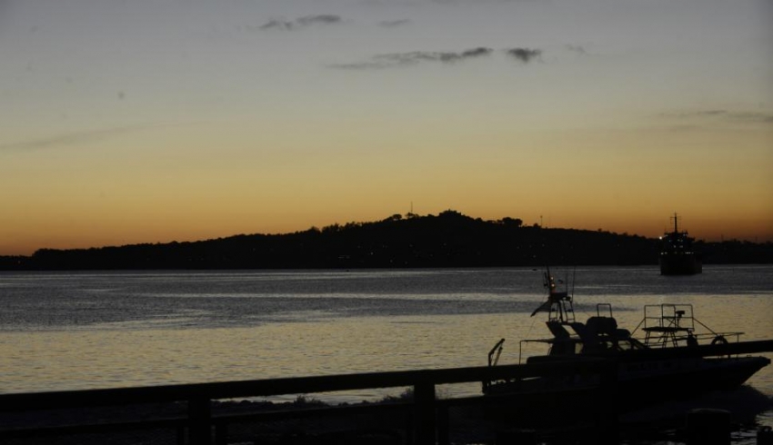 Estudian factibilidad de un servicio de ferry desde el Cerro al Puerto de Montevideo