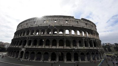 El Coliseo romano recupera el lustre