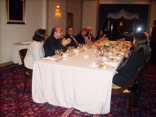 Cena de alto nivel, para planificar Asamblea del BID 2012 a realizarse en Montevideo