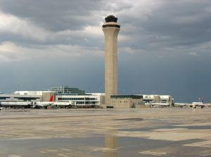 149 torres de control cerrar&aacute;n a partir de abril por recortes en EEUU 