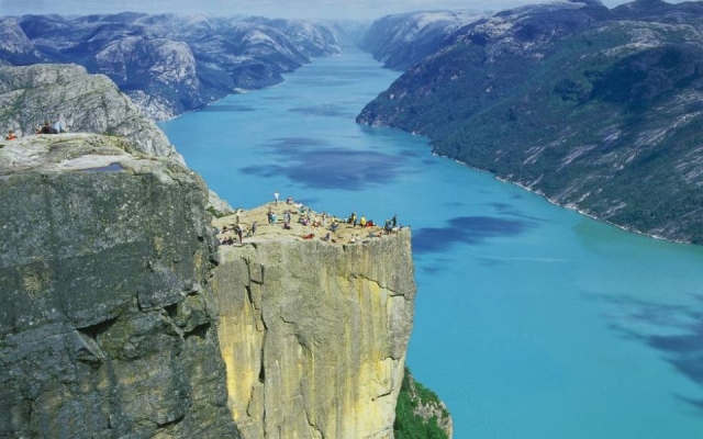 Calidad percibida y sus implicaciones en el marketing del destino turístico II: Medición a nivel global