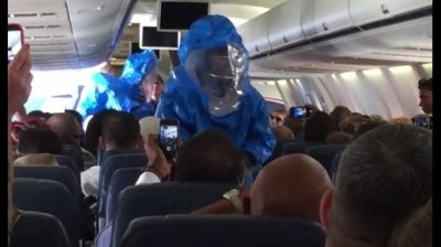 P&aacute;nico en avi&oacute;n de EE.UU. "&iexcl;Tengo &eacute;bola, est&aacute;n todos perdidos!"