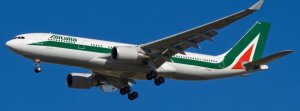 Alitalia re&uacute;ne s&oacute;lo dos terceras partes del efectivo que necesita