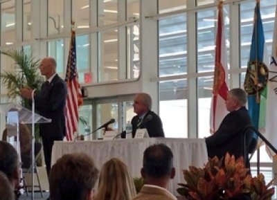 Gobernador Rick Scott anuncia proyecto de construcci&oacute;n de un importante puente en Miami