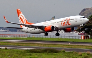 Aerol&iacute;nea Gol devuelve 13 aviones Boeing 737