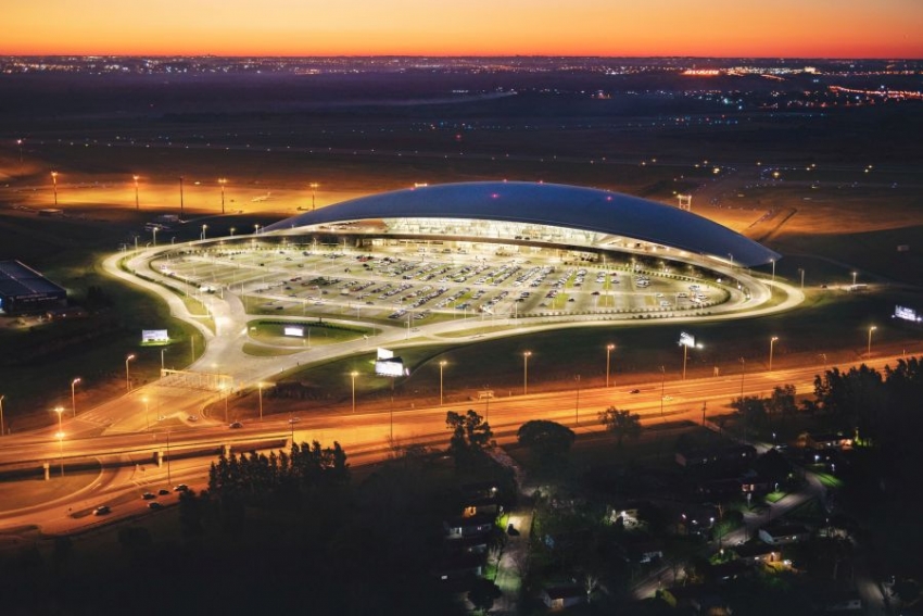 El Aeropuerto de Carrasco recibi&oacute; certificaci&oacute;n internacional en Experiencia del Cliente