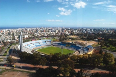 Uruguay lanza la Temporada de Verano 2010-2011 en el Estadio Centenario