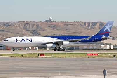 LAN podr&iacute;a reducir tarifas de pasajes en 2011