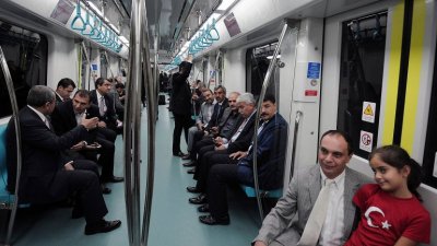 Turquía inauguró túnel que une Asia y Europa