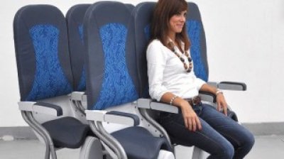 Viajar de pie en un avi&oacute;n, &iquest;el futuro de las aerol&iacute;neas?