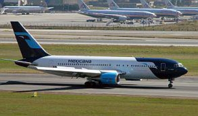 Aumentan hasta 280% tarifas a&eacute;reas tras cese de vuelos de Mexicana 