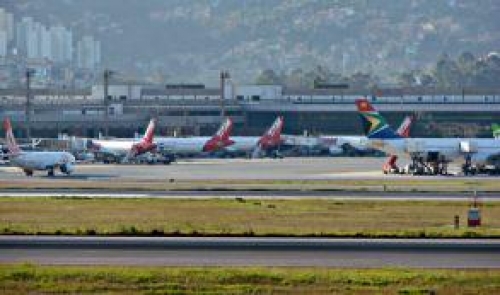 Avanzan r&aacute;pidamente proyectos de concesi&oacute;n de aeropuertos en Brasil
