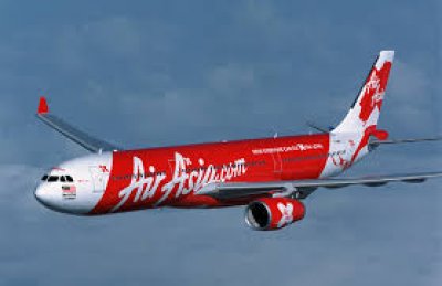 Ministerio de Transporte de Indonesia suspende vuelos de AirAsia