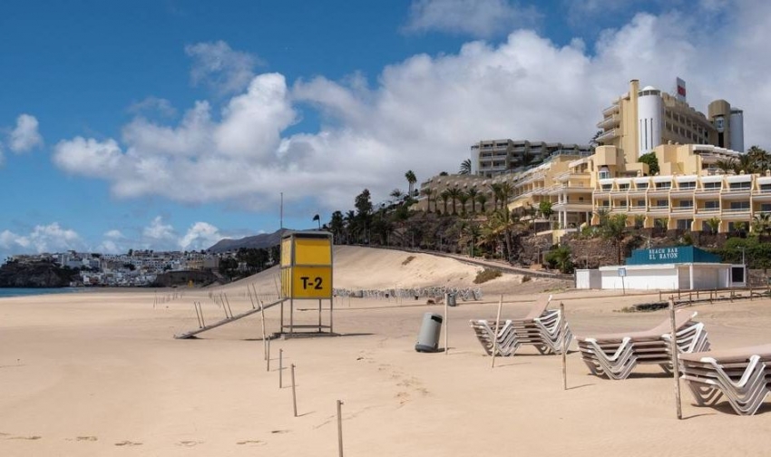 &iexcl;Bienvenido Mr TUI! Maroto negocia con los gigantes del turismo para salvar el verano