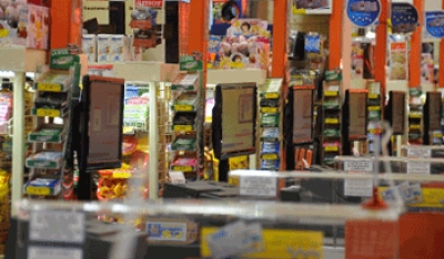 Bancarizaci&oacute;n presiona a la baja aranceles de pl&aacute;sticos