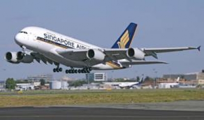 Singapore Airlines intenta ganar terreno a costa de la crisis de Iberia 
