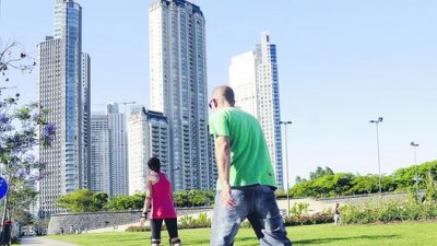 PUERTO MADERO. Un perfecto ejemplo de estos megaproyectos creados en zonas degradadas.