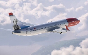 Un banco avisa: la &uacute;nica salida de Norwegian es vender