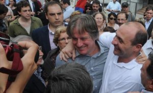 El FA elude debate por Pluna y advierte maniobra política