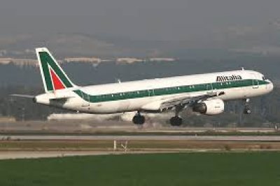 Las p&eacute;rdidas de Alitalia pueden llegar a 500 millones este a&ntilde;o