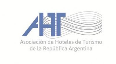 El Presidente de la Filial Pinamar Caril&oacute; de la AHT reconocido por la gesti&oacute;n realizada desde la Entidad