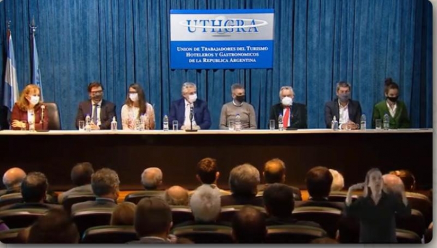 Argentina: importante firma de convenios en el &aacute;mbito del turismo