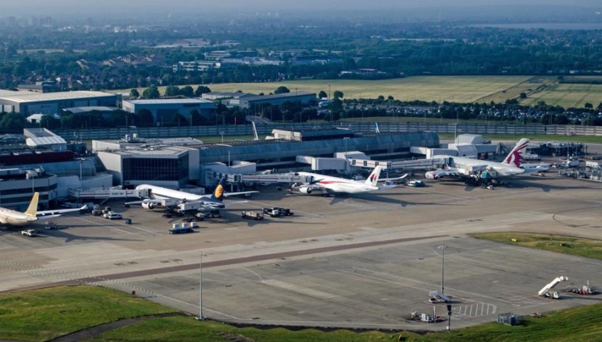 Heathrow amplía su límite de capacidad hasta octubre por los buenos resultados: menos cancelaciones y mayor puntualidad