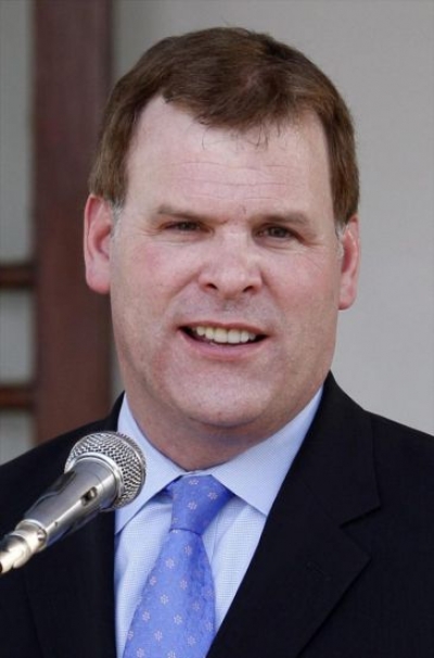 Ministro canadiense de Asuntos Exteriores, John Baird.