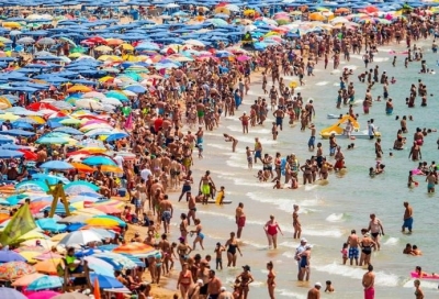 Espa&ntilde;a refuerza la seguridad en zonas tur&iacute;sticas