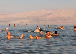 Israel invertir&aacute; para atraer el turismo al Mar Muerto