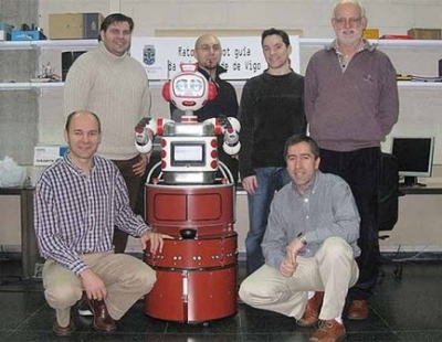 Lla versi&oacute;n piloto del robot desarrollada para Novotel