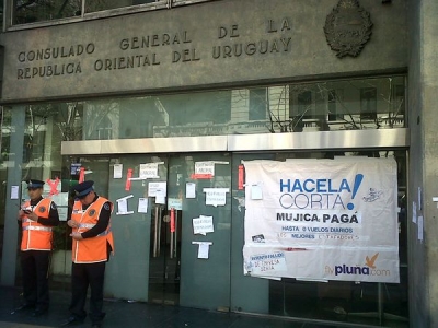 Ex-empleados de Pluna en Argentina a Mujica: " Esta acci&oacute;n, la de olvidar e ignorar los derechos de las personas, est&aacute; en el extremo opuesto de sus magistrales discursos"