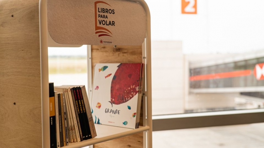 El Aeropuerto de Carrasco ofrece a los pasajeros biblioteca ambulante con literatura uruguaya
