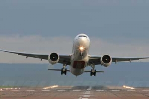 Unasur mejorar&aacute; conectividad a&eacute;rea para incrementar turismo