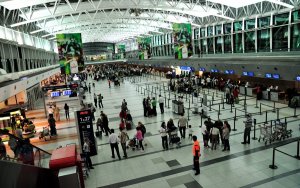 Las tarifas aéreas, los viajes aéreos, el turismo y los subsidios