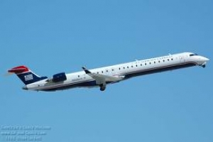 US Airways a&ntilde;ade nueve CRJ900s