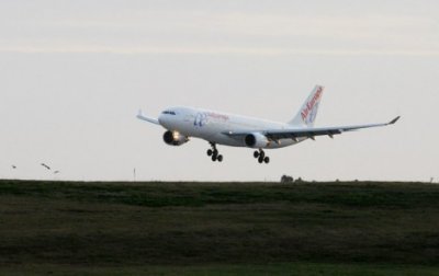 Turismo emisivo frena ritmo de expansi&oacute;n en primer semestre